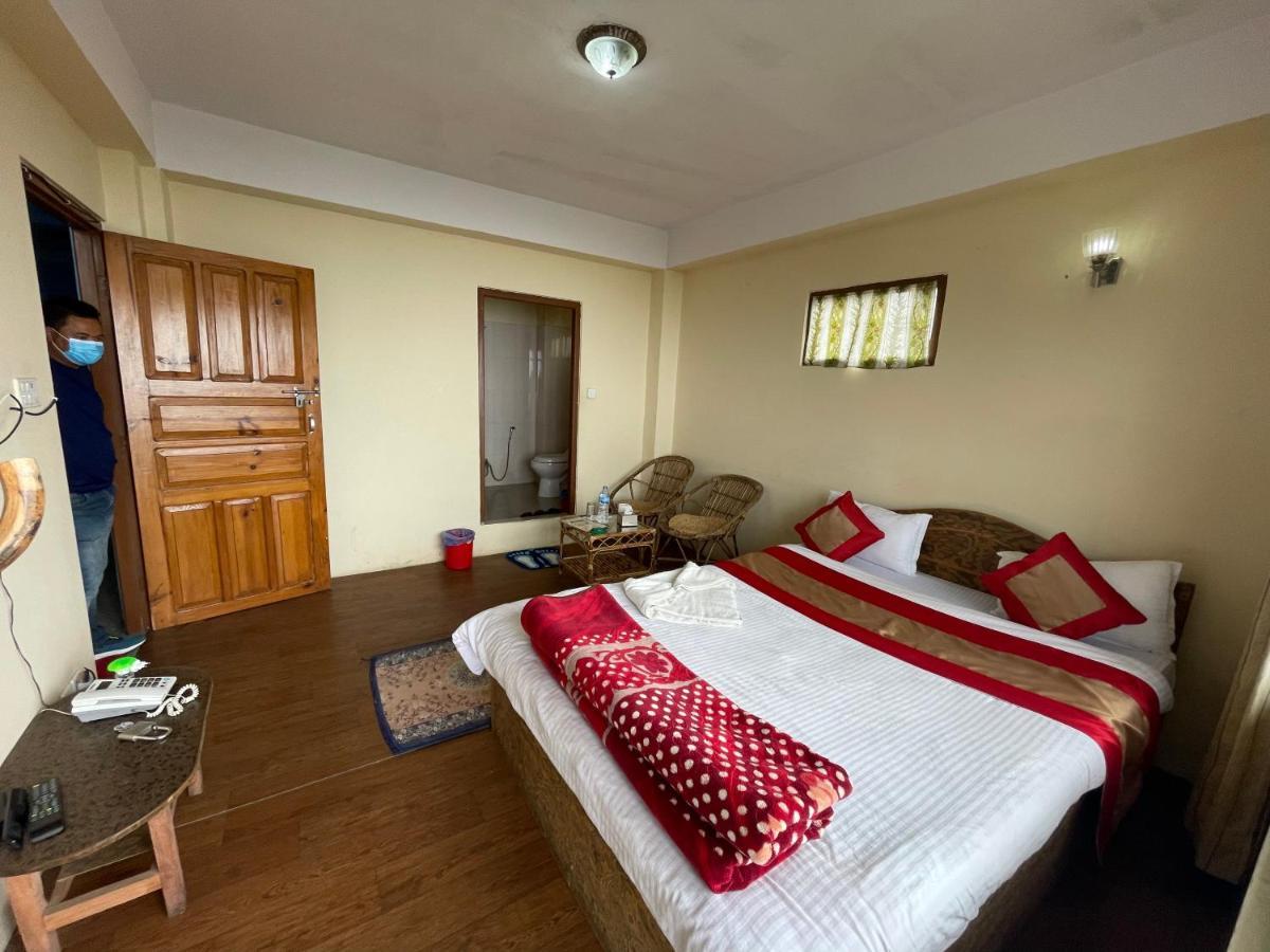 Hotel Nagarkot Holiday Inn Exterior photo